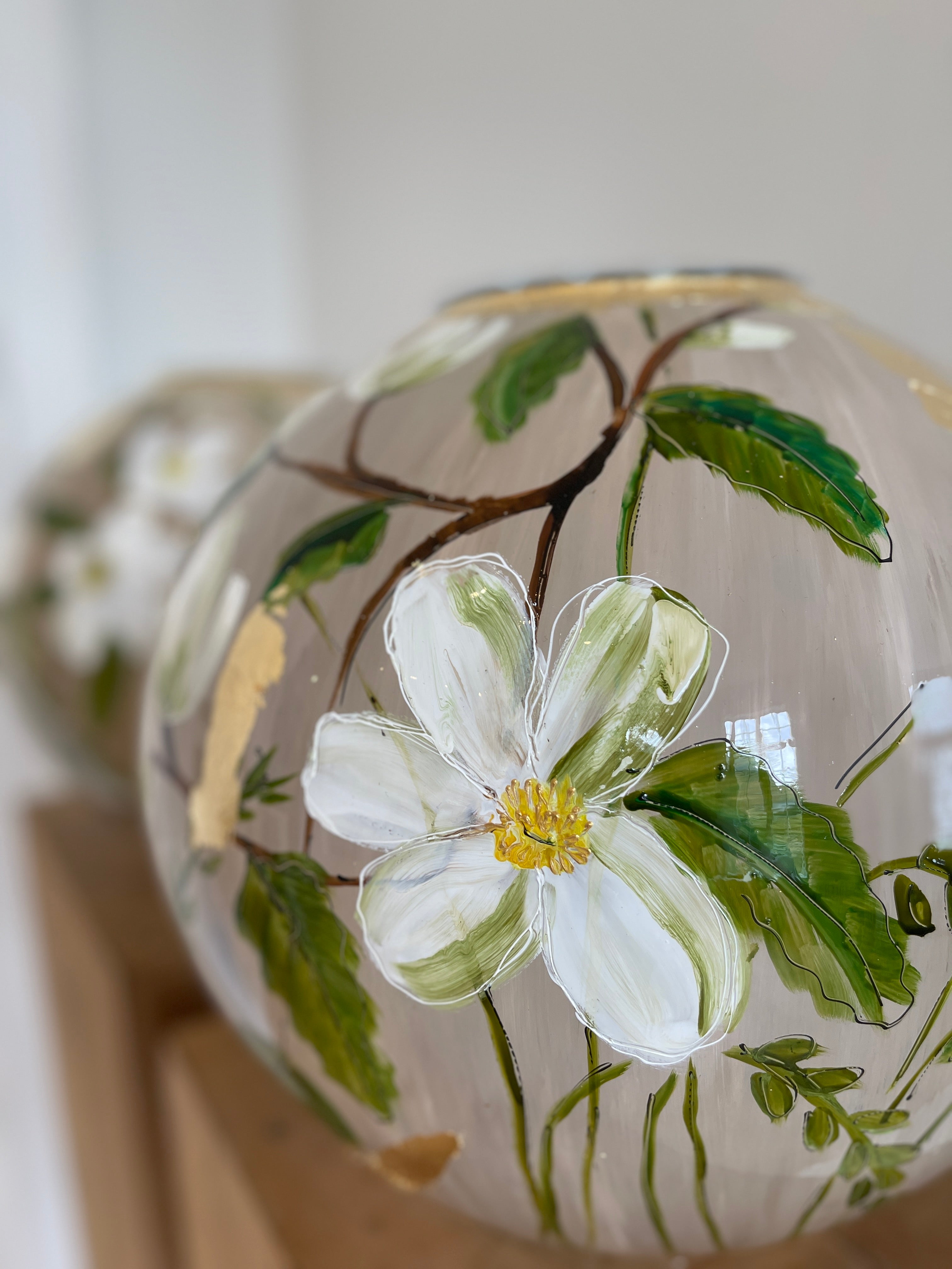 Doortje IJpelaar handgeschilderde glazen vaas LIMITED EDITION "Naturel" DE BORGHT EXCLUSIVE