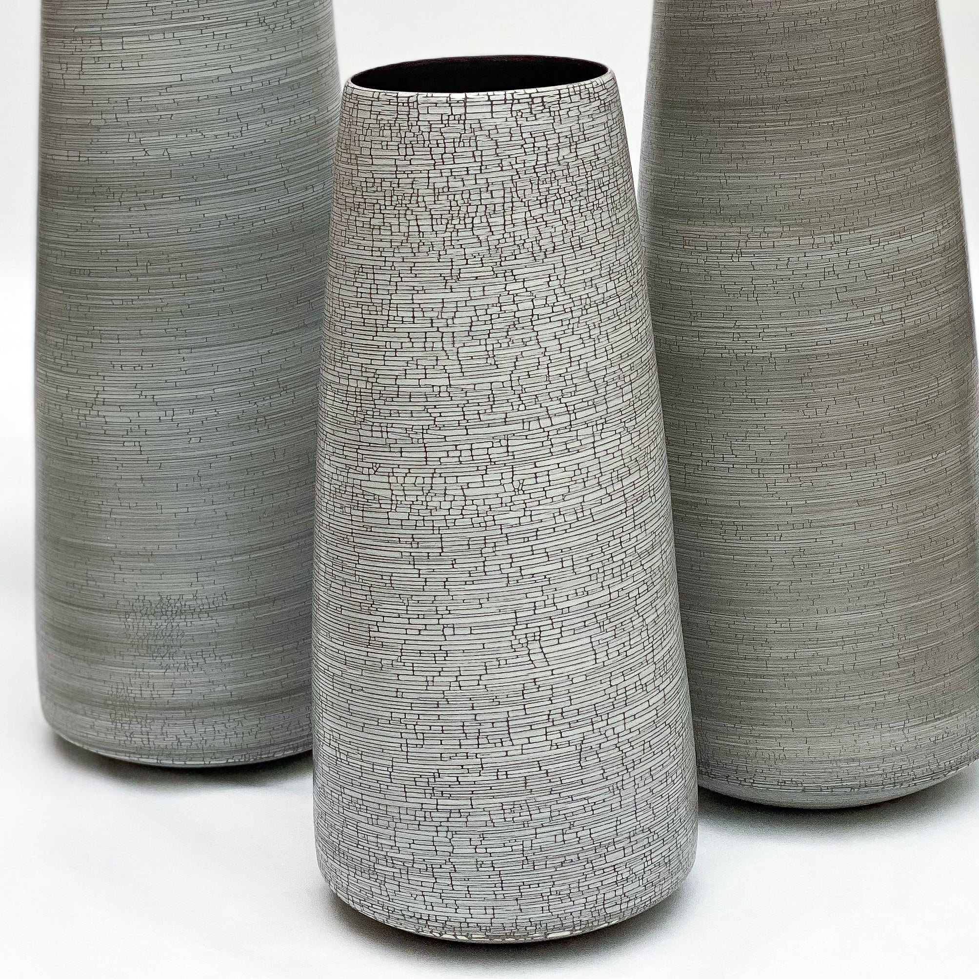 Vase en céramique Rina Menardi Mono craquelé