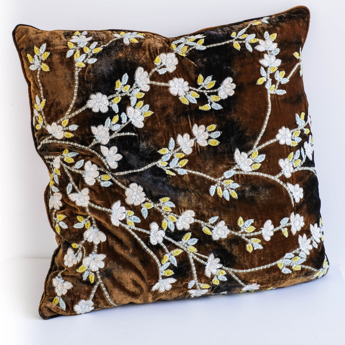 Coussin Anke Drechsel Tuileries Shaded Brown