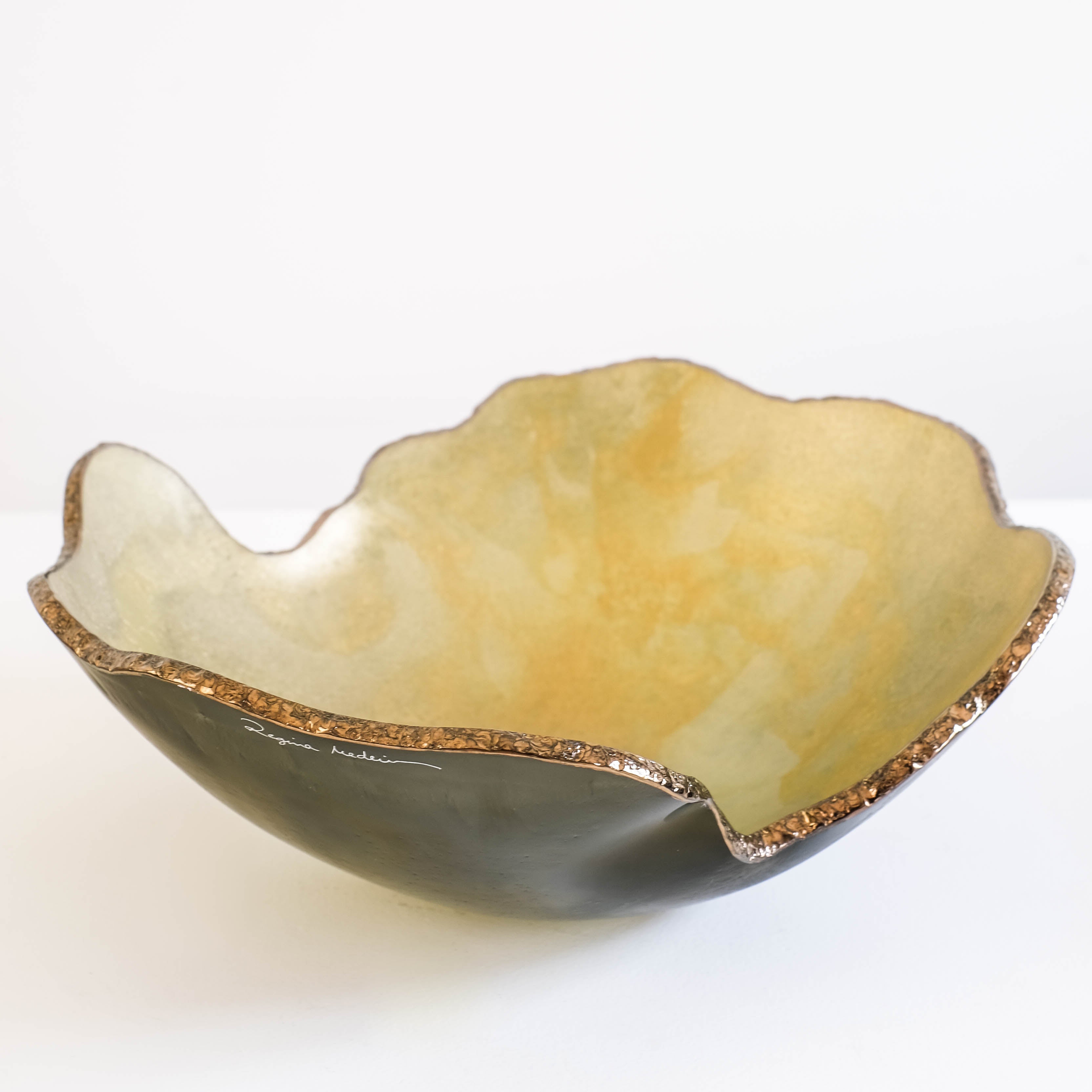 Regina Medeiros coupelle en verre Mapa ouro, finition givrée, dessus en bronze