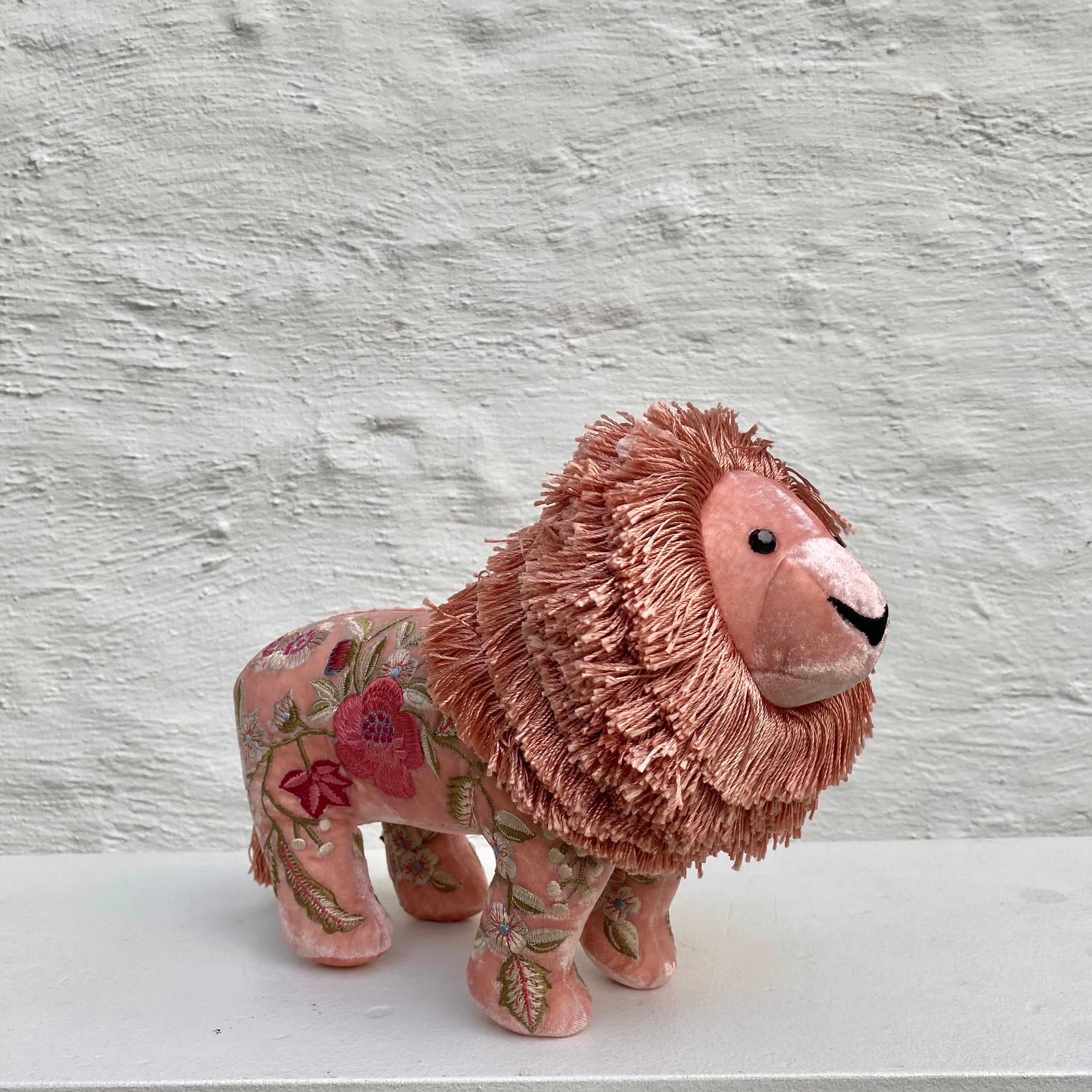 Anke Drechsel lion brodé main - Liza Shaded Rose