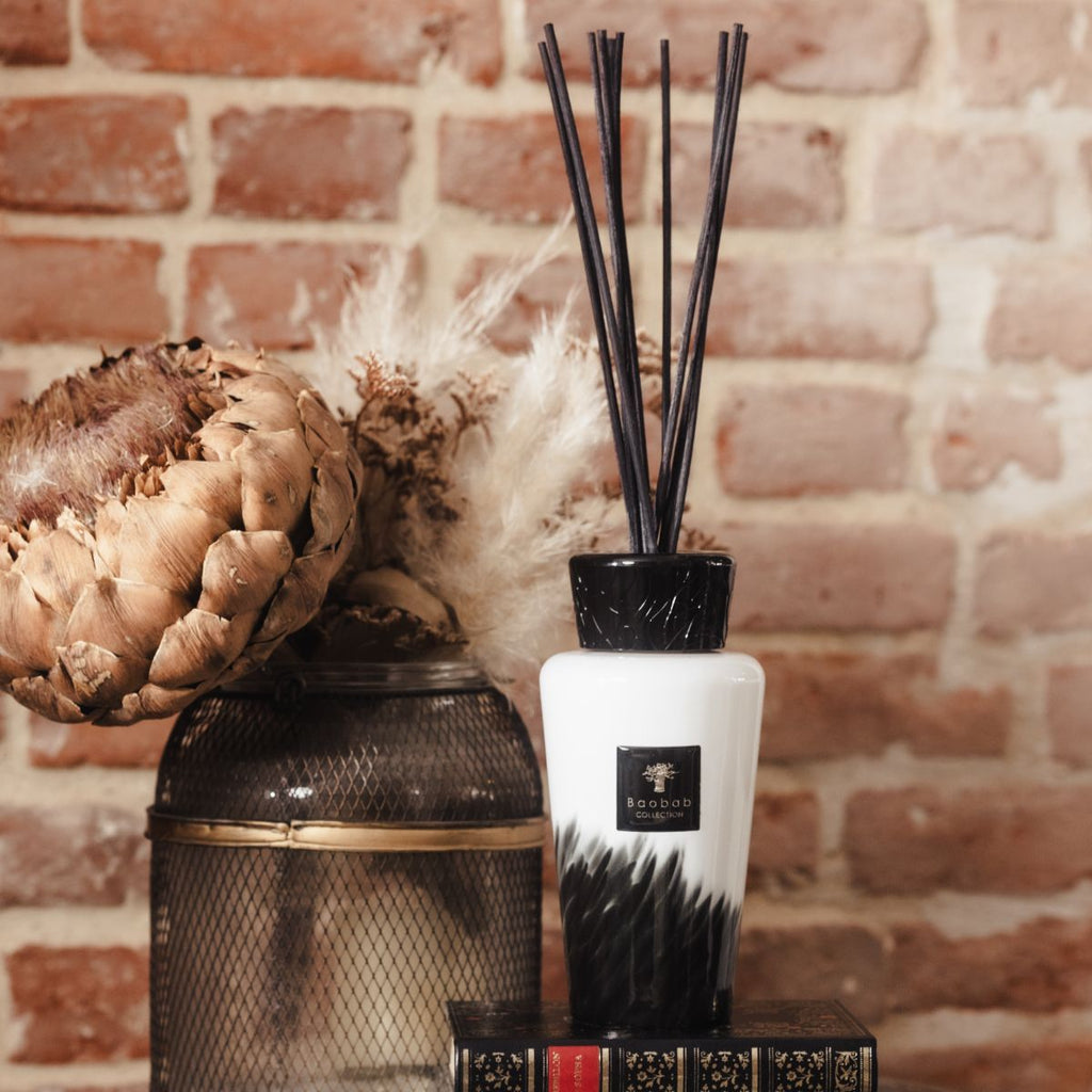 Baobab Totem Diffuser - Black Feathers