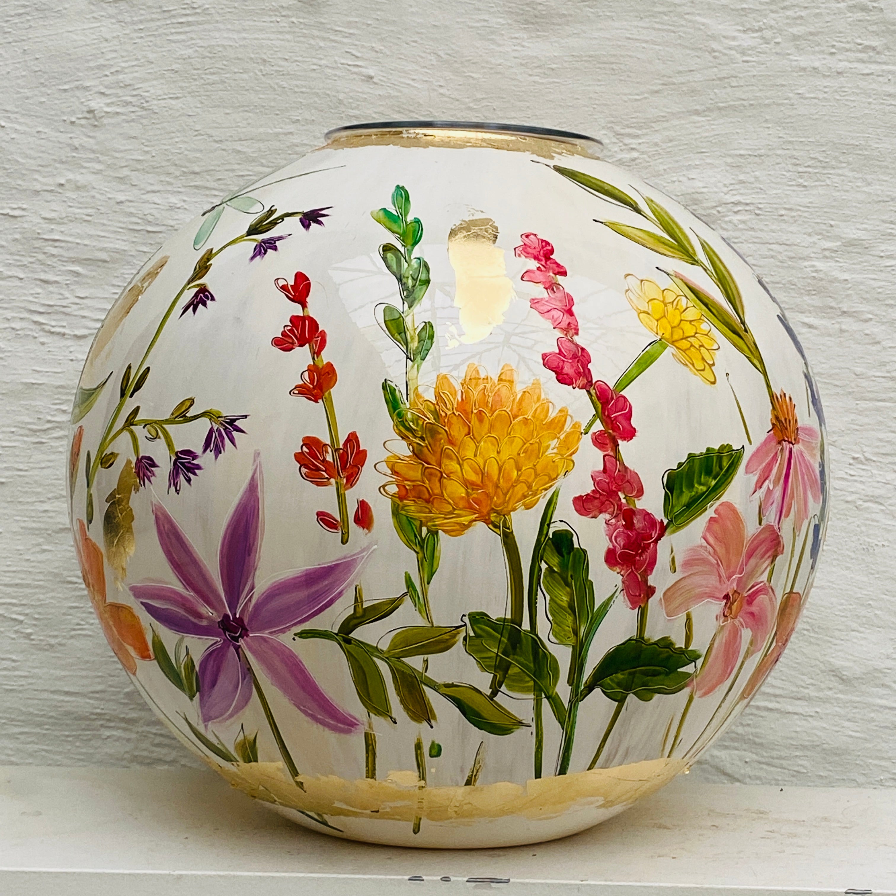 Doortje IJpelaar vase en verre peint à la main ÉDITION LIMITÉE "White Summer '25" EXCLUSIVITÉ DE BORGHT