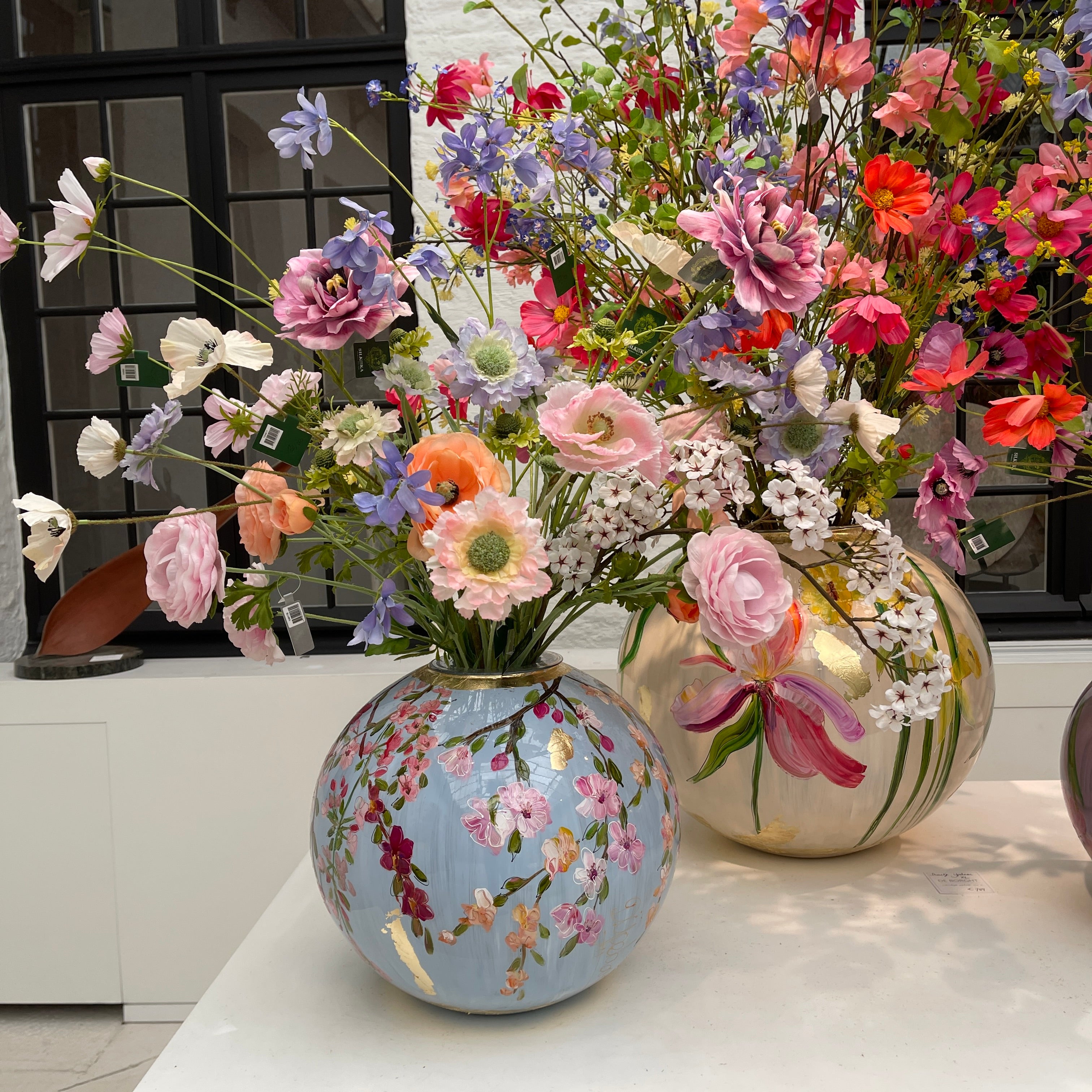 Doortje IJpelaar vase en verre peinte à la main ÉDITION LIMITÉE "Light Blue Blossom" DE BORGHT EXCLUSIVE