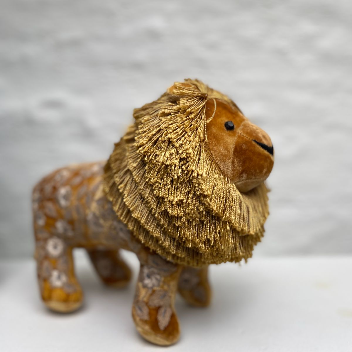 Anke Drechsel lion brodé main