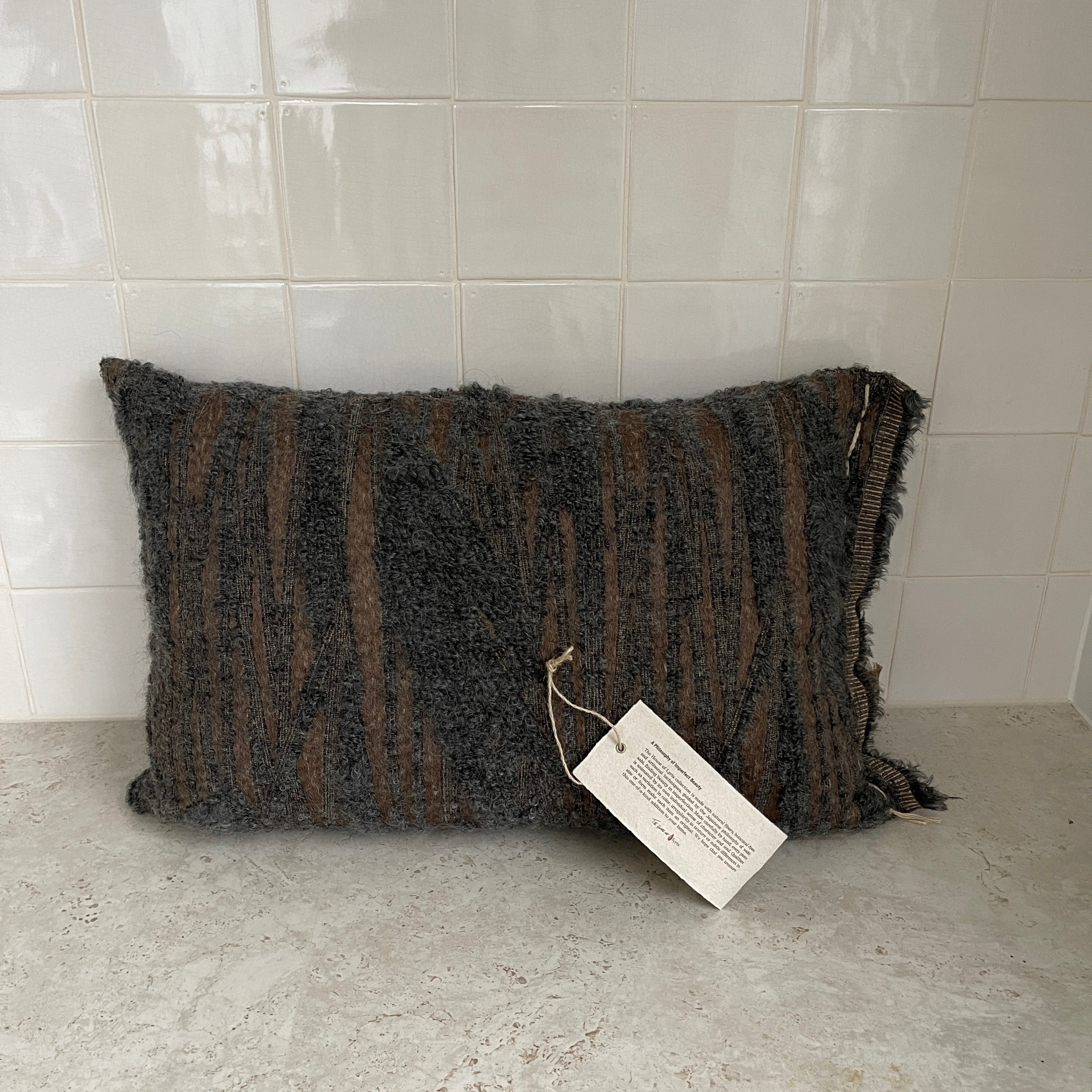 Coussin ABIBO 4C en édition limitée, 60x40