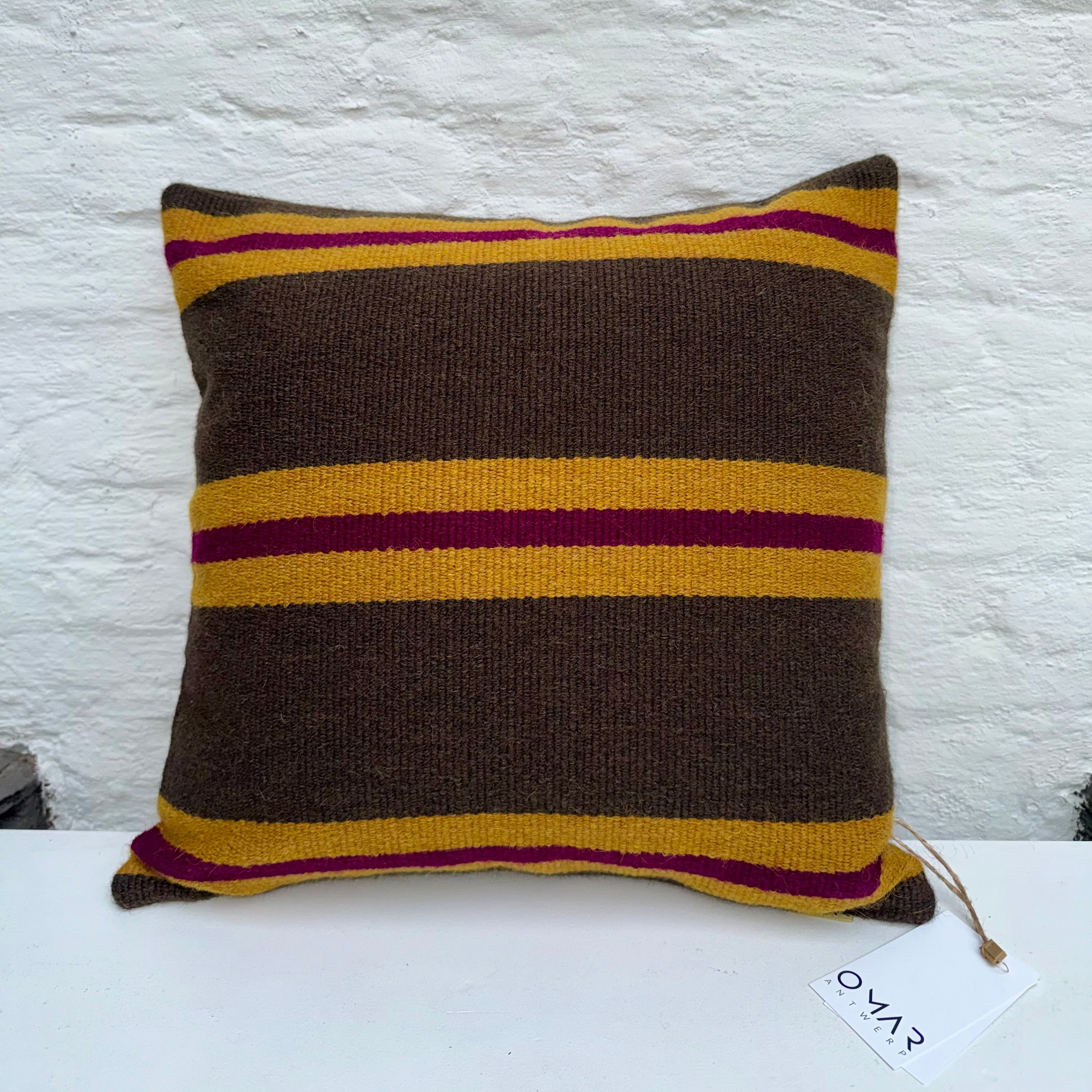 Omar kussen Noa