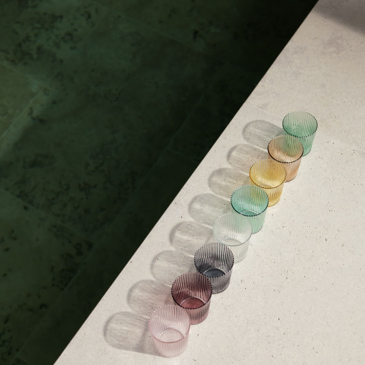 Verre à eau cannelé Paveau Colourful - Twilight
