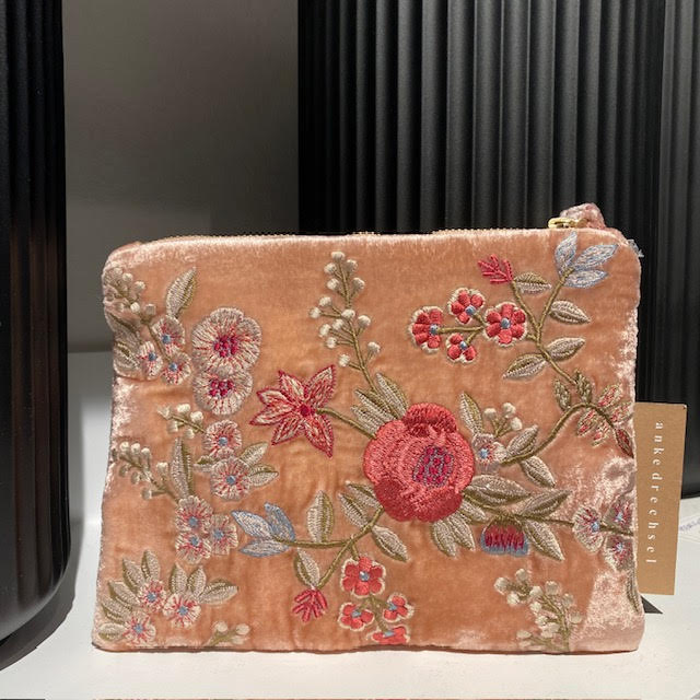 Anke Drechsel Pochette zippée brodée à la main - Liza quartz rose