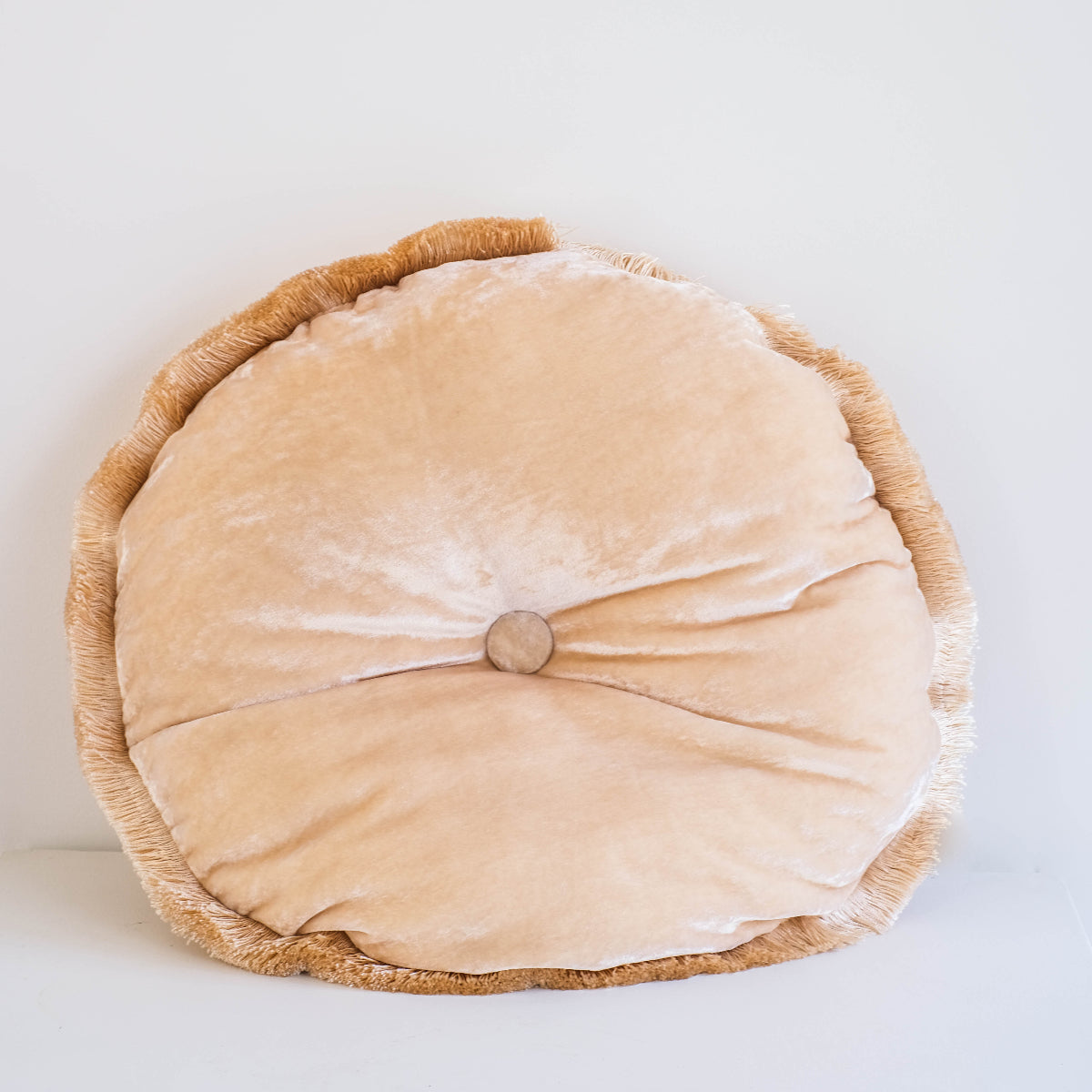 Coussin Anke Drechsel uni frangé