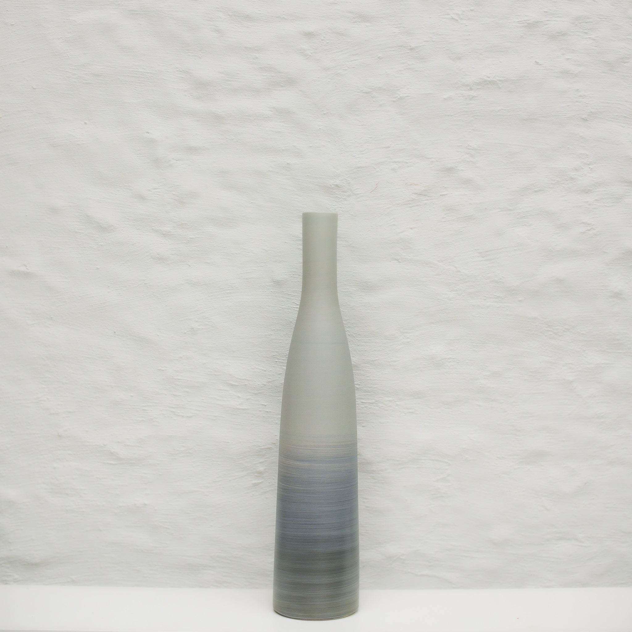 Rina Menardi céramique bouteille chanvre ombragé