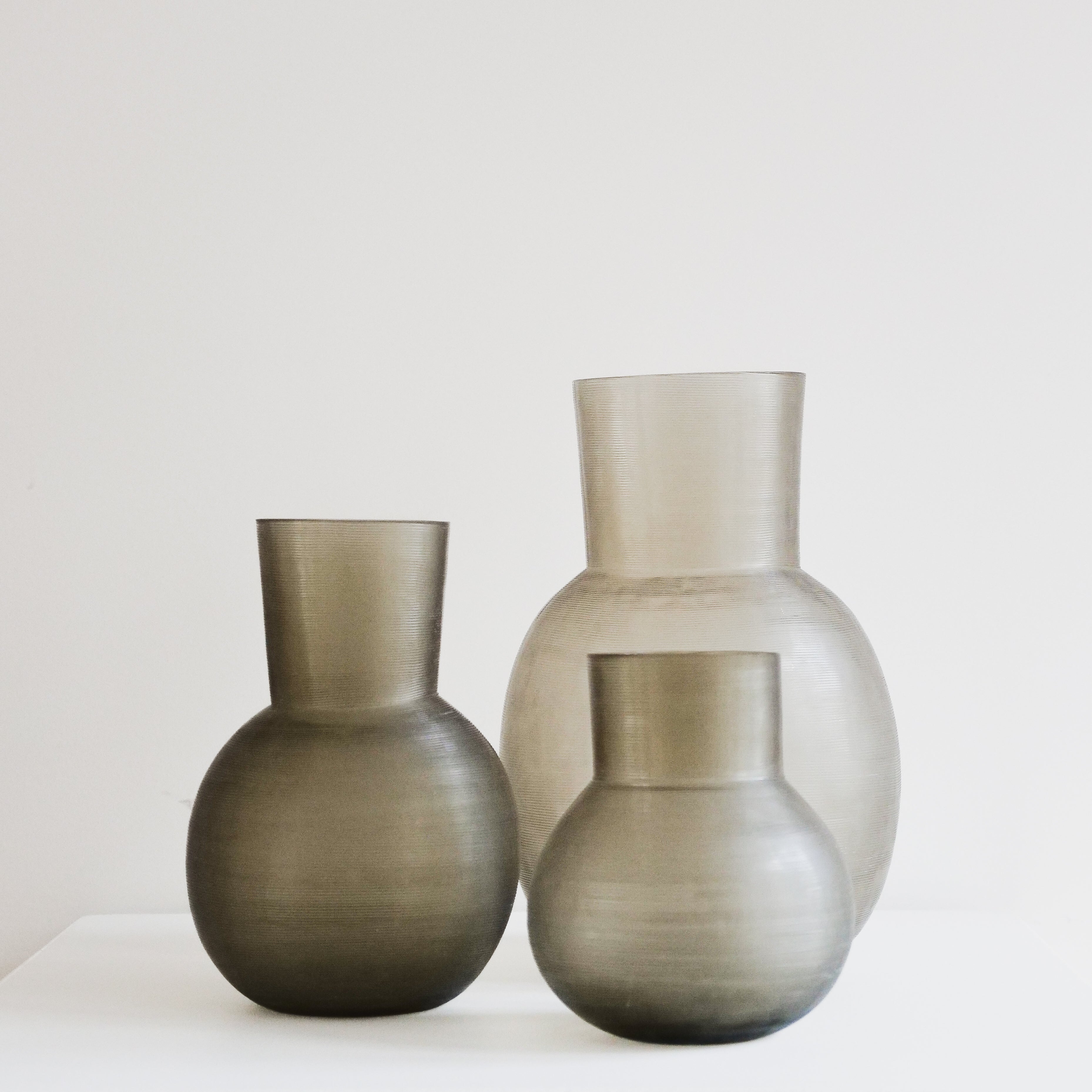 GUAXS Vase Yeola Gris fumée - Petit