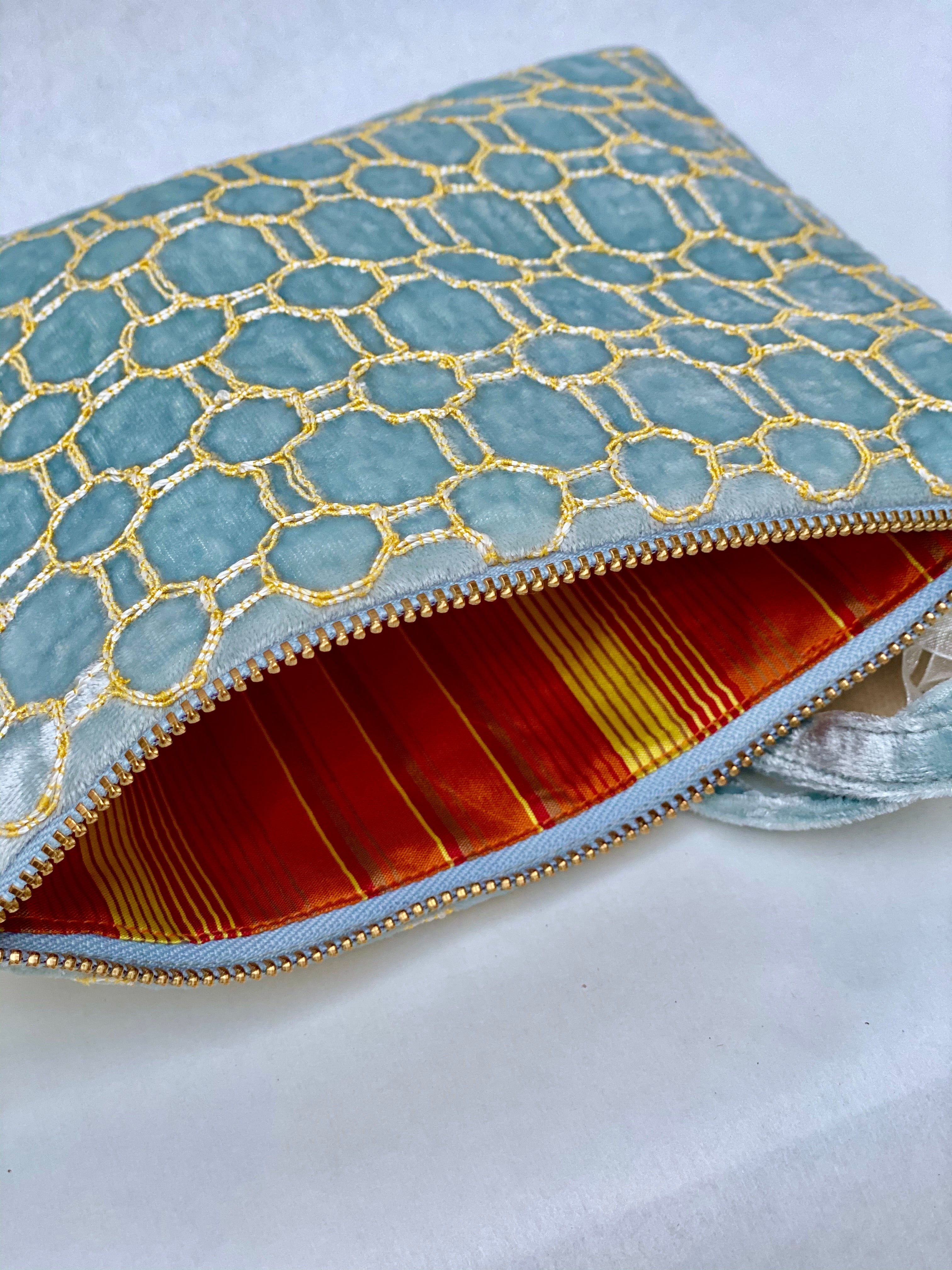 Anke Drechsel Pochette zippée brodée main