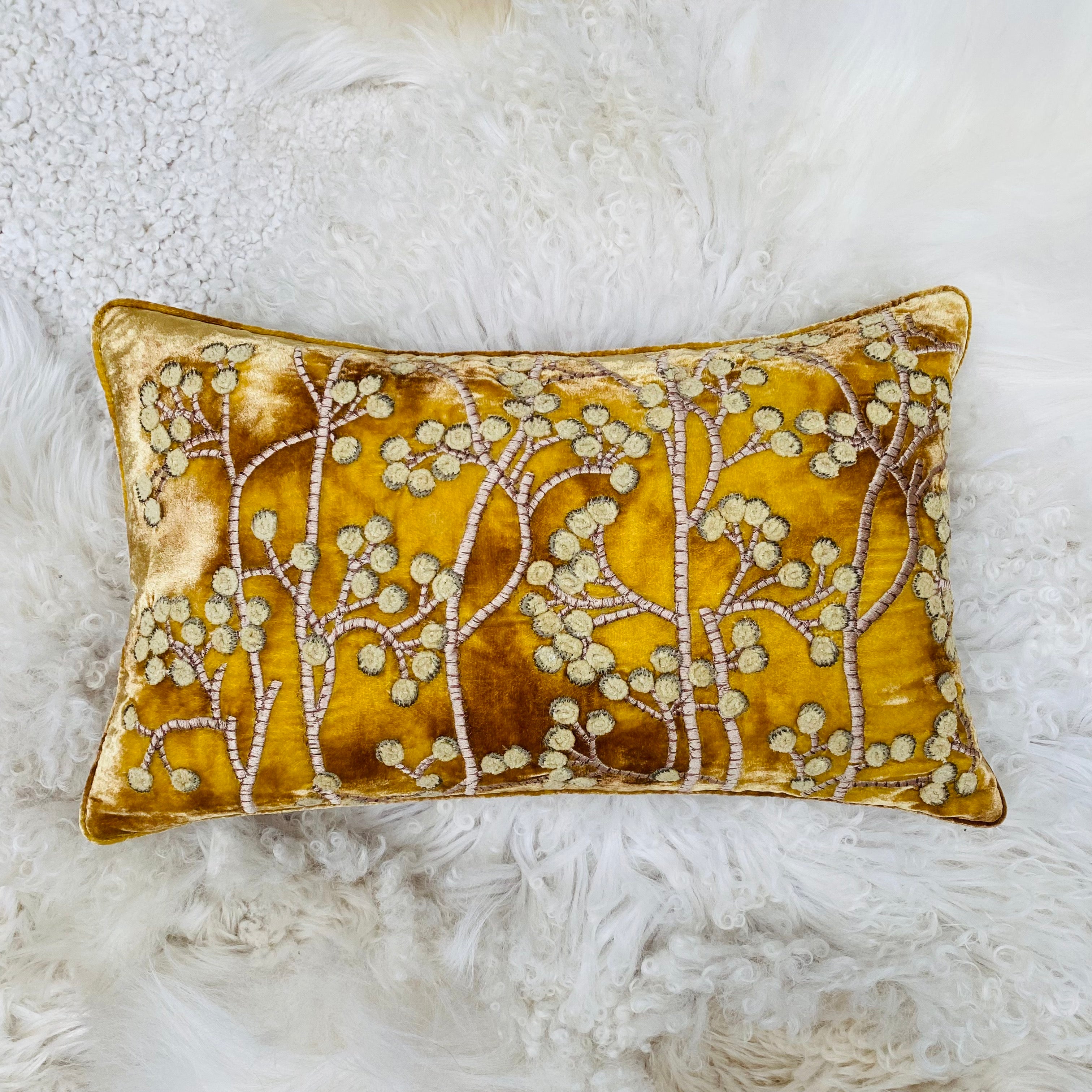 Anke Drechsel kussen - Berries Shaded oro